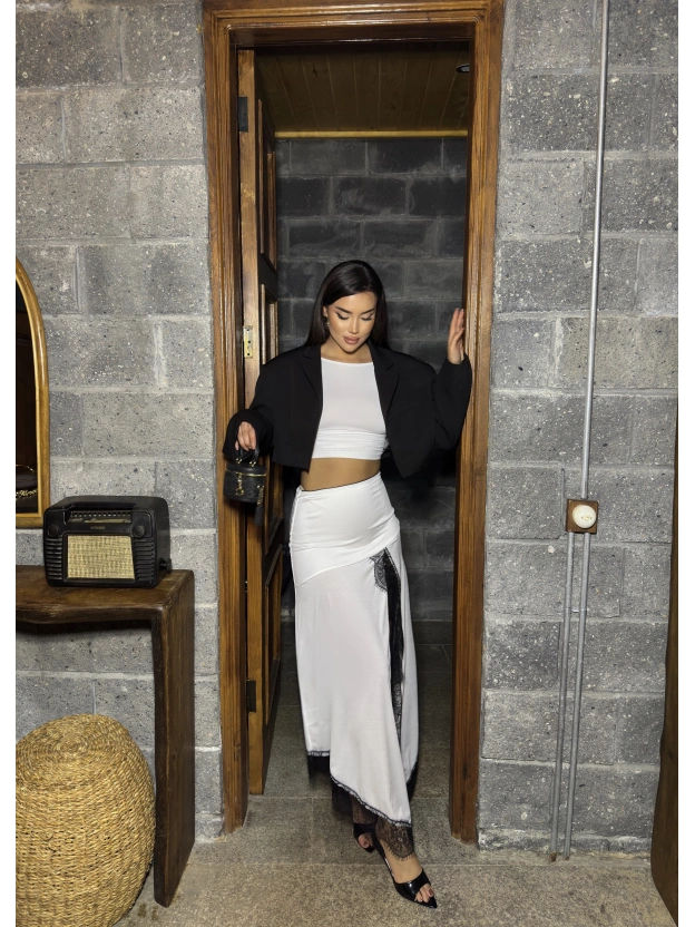 Beyaz Güpür Detay Uzun Etek