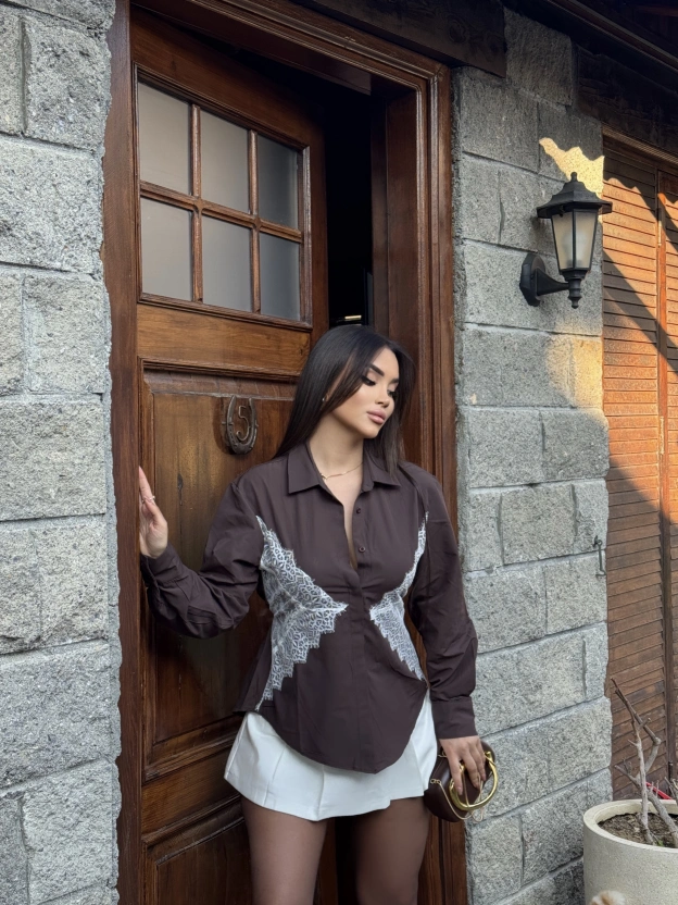 Kahverengi Güpür Detay  Gömlek