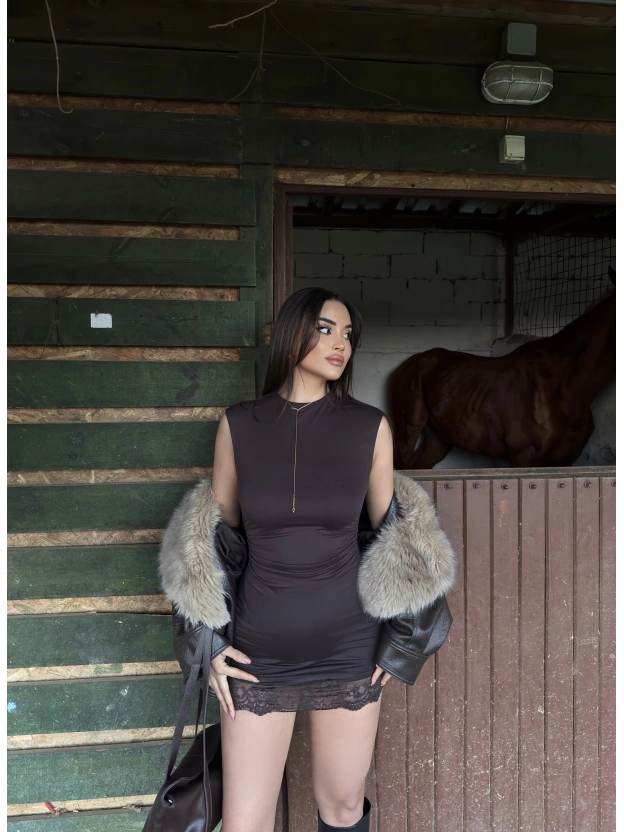 Kahverengi Güpür Detay Premium Elbise