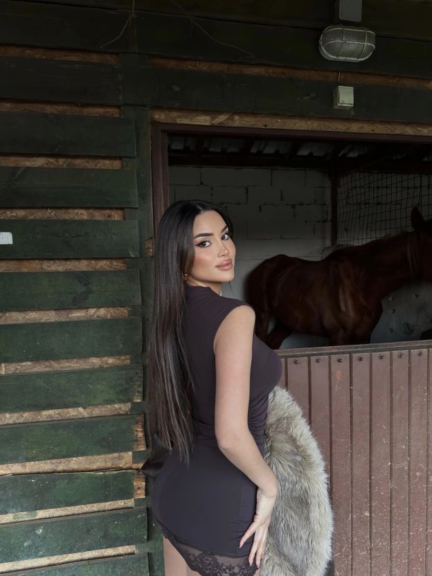 Kahverengi Güpür Detay Premium Elbise