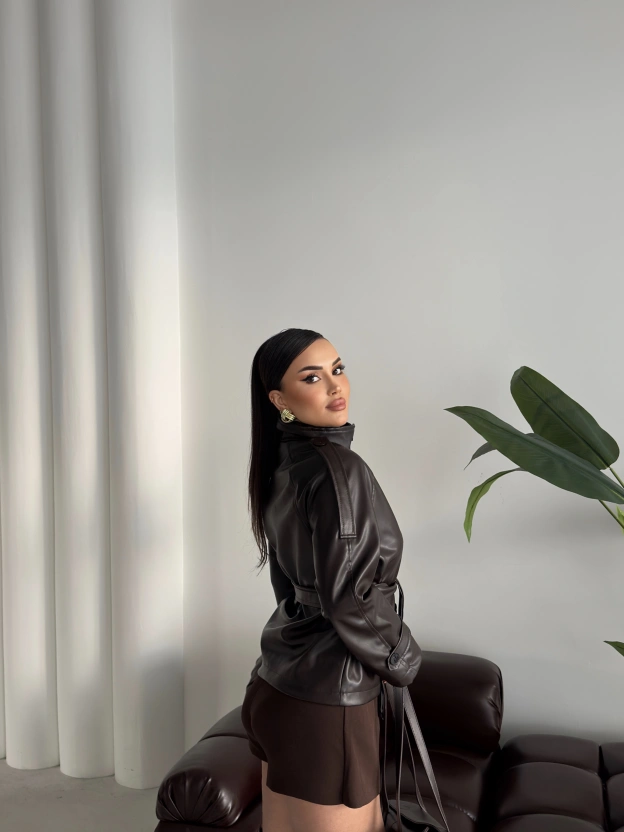 Kahverengi Kısa Suni Deri Dik Yaka Ceket