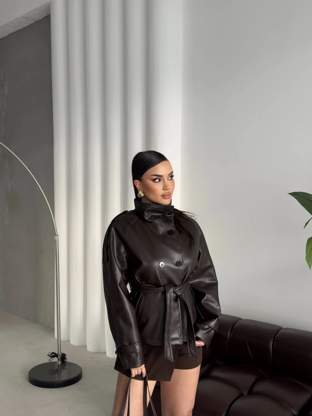 Kahverengi Kısa Suni Deri Dik Yaka Ceket