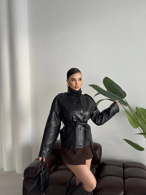 Siyah Kısa Suni Deri Dik Yaka Ceket