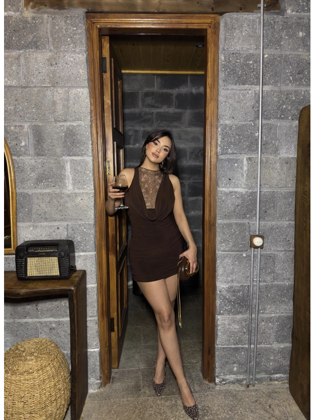 Kahverengi Degaje Yaka Dantelli Mini Elbise