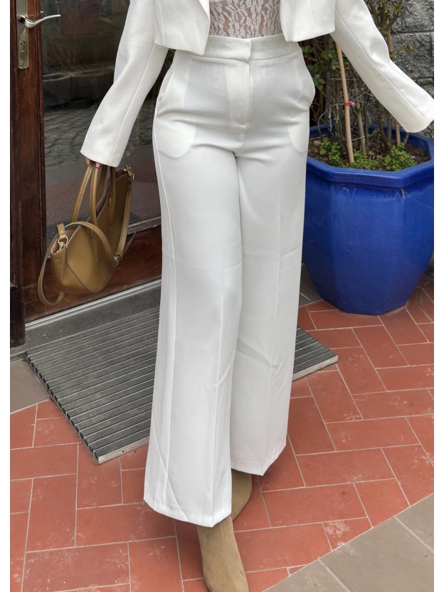 Beyaz Gizli Düğme Tam Kalıp Kumaş Pantolon