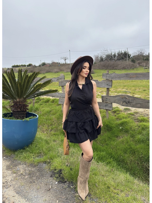 Siyah Gömlek Yaka Bağlamalı Kolsuz Etek Takım