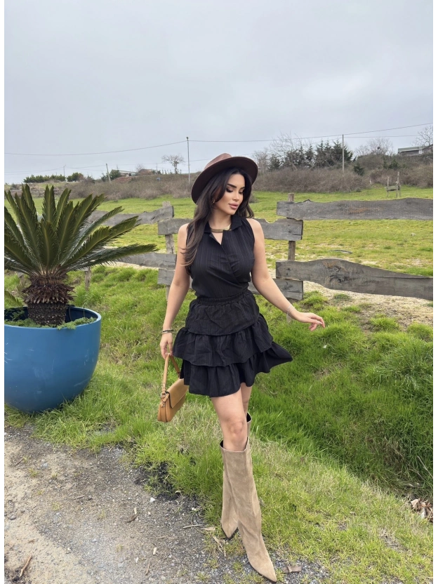 Siyah Gömlek Yaka Bağlamalı Kolsuz Etek Takım