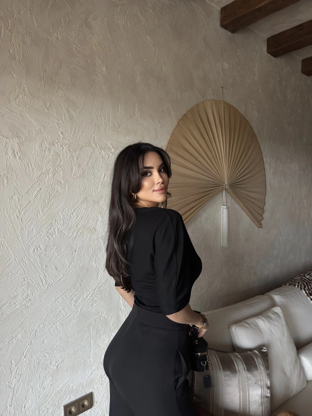 Siyah Drapeli Modal Tshırt