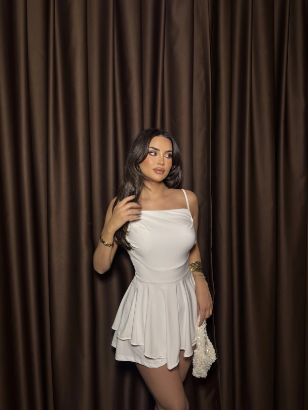 Beyaz Askılı Şortlu Tulum