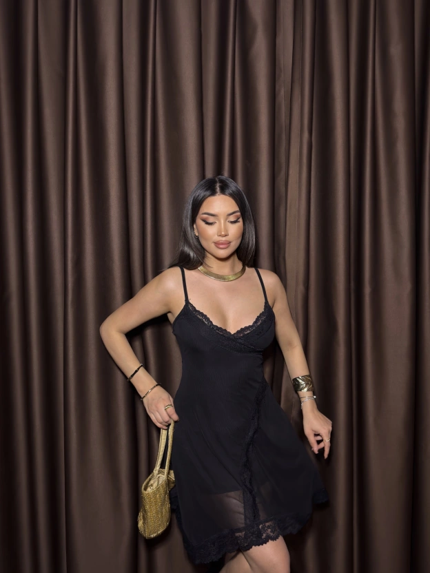 Siyah Askılı Güpür Detay Tül Elbise