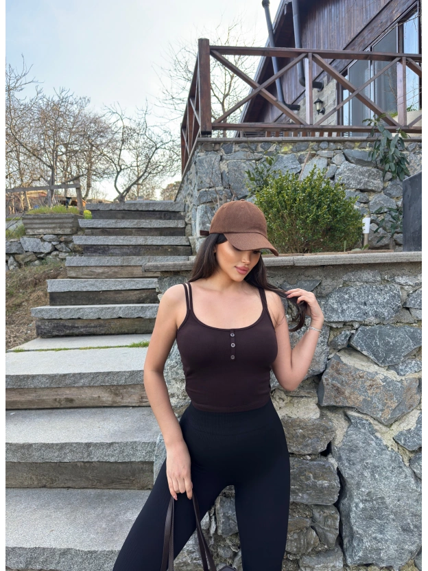 Kahverengi Düğmeli Askılı Basic Crop