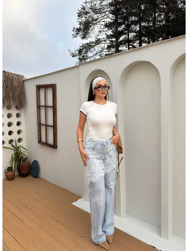 Beyaz Dantelli Pareo