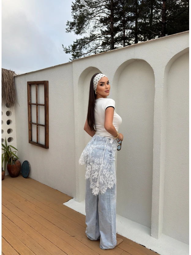 Beyaz Dantelli Pareo