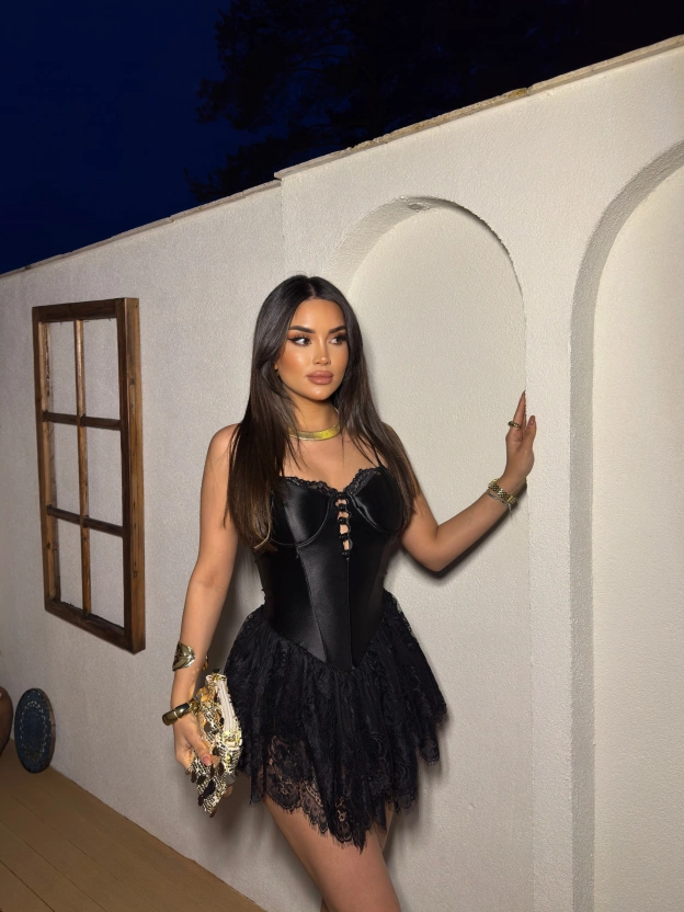 Siyah Prenses Elbise