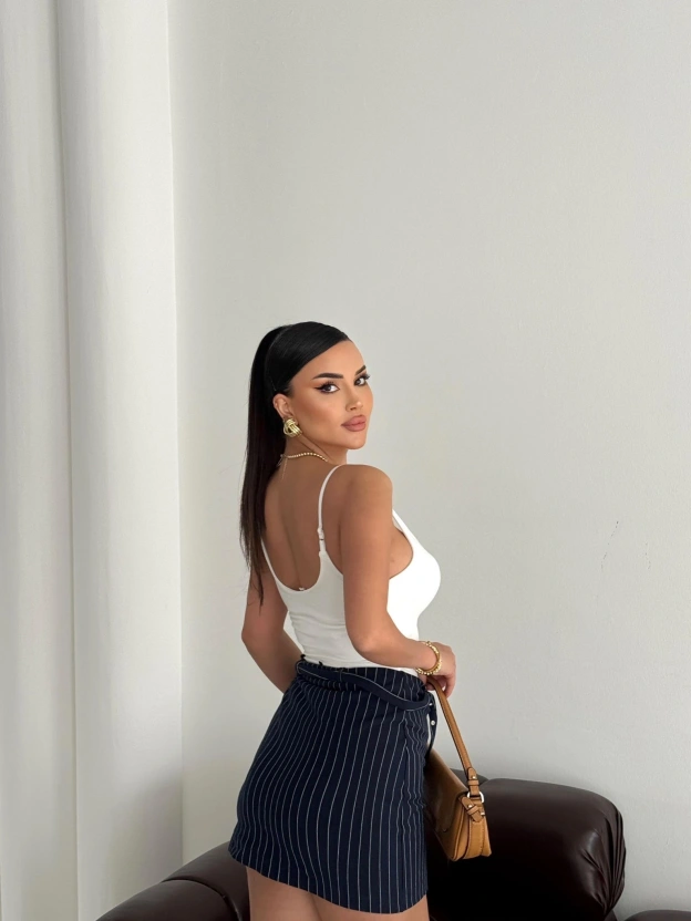 Beyaz Ayarlanabilir Askılı Bodysuit