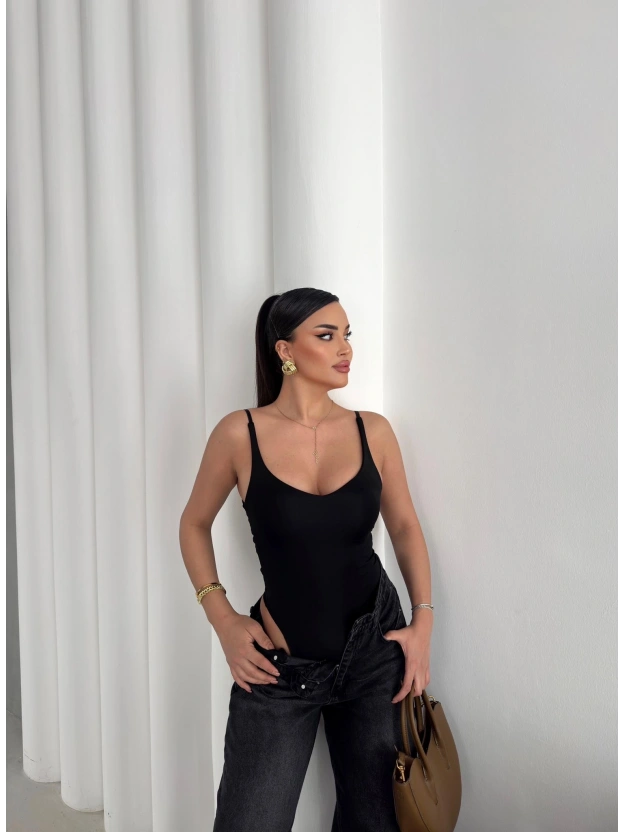 Siyah Ayarlanabilir Askılı Bodysuit