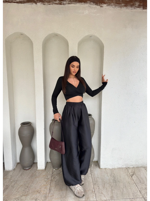 Siyah Saten Barrel Fit Pantolon
