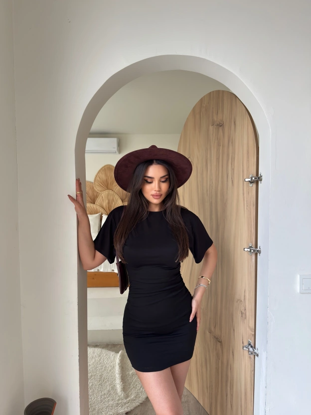 Siyah Drapeli Bisiklet Yaka Basic Mini Elbise