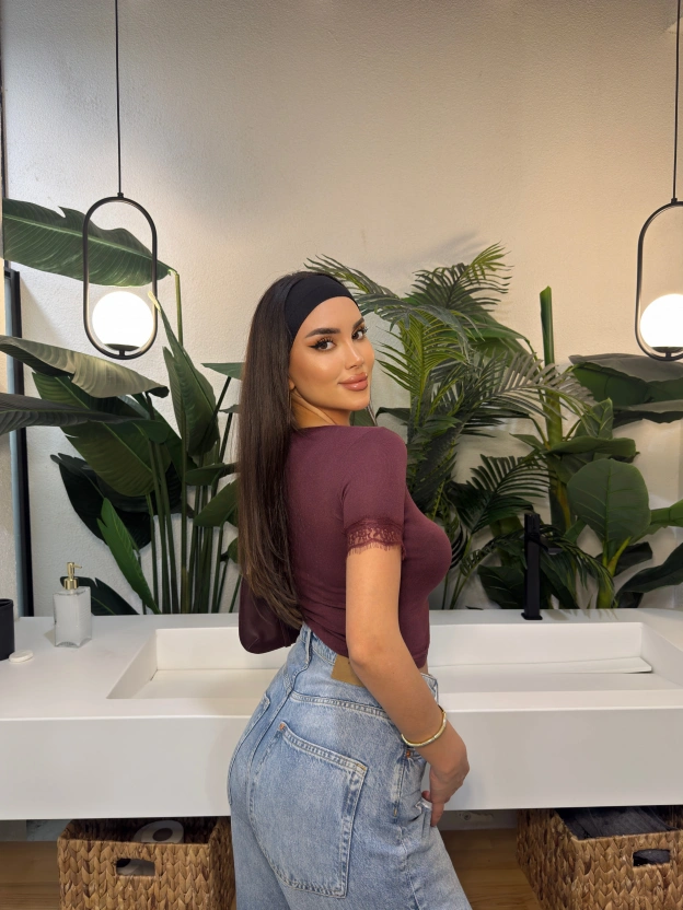 Mürdüm Transparan V Yaka Kısa Kol Dantel Bluz