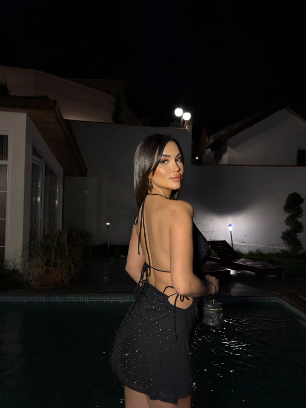 Siyah Sırt Detay Taşlı Tül Elbise