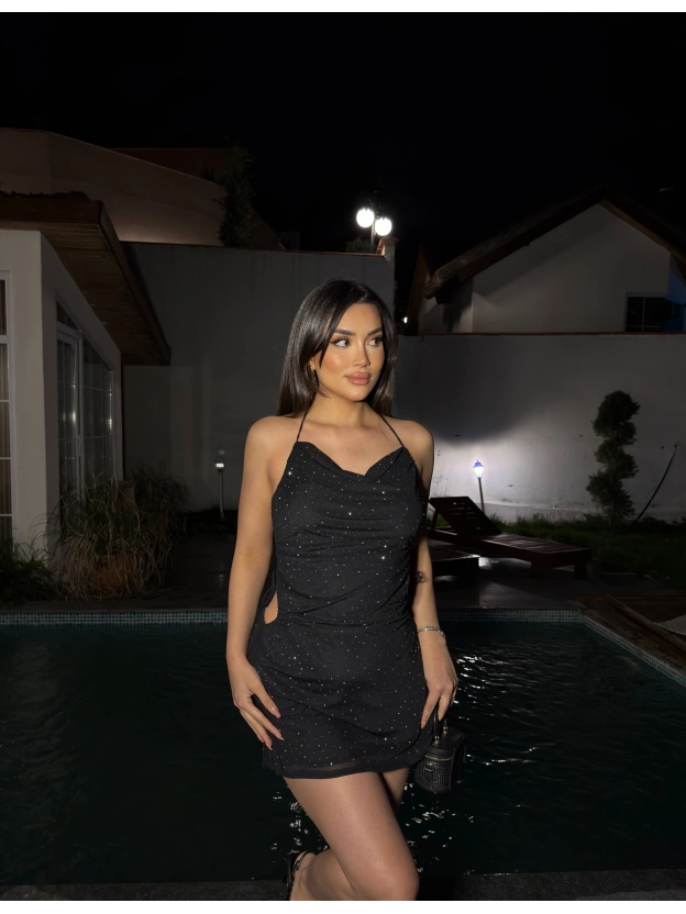 Siyah Sırt Detay Taşlı Tül Elbise