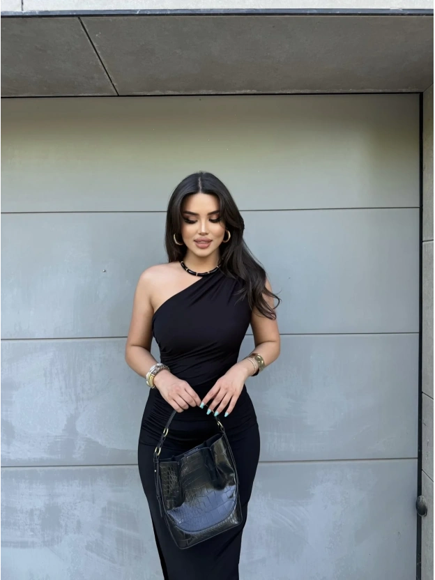 Siyah Tek Omuz Uzun Elbise