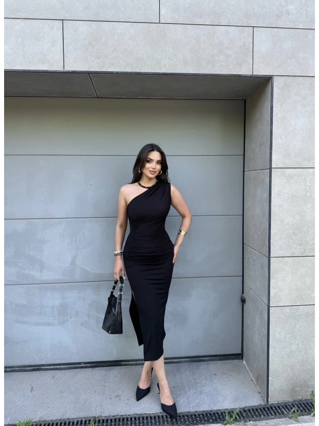 Siyah Tek Omuz Uzun Elbise