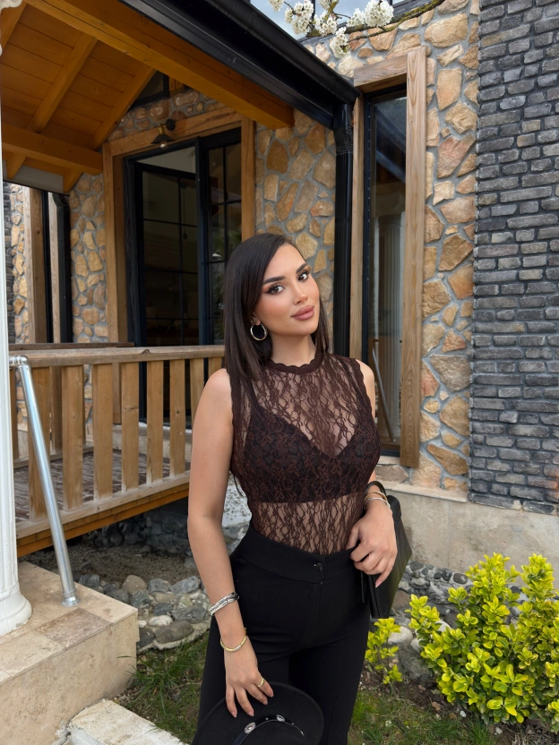 Kahverengi Bisiklet Yaka Dantel Bodysuit