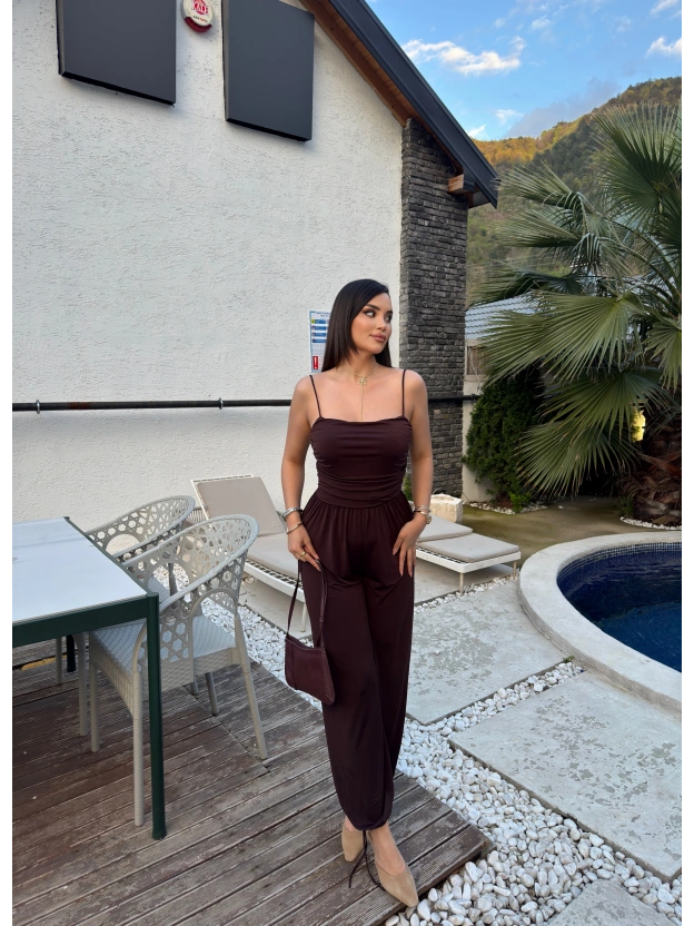 Kahverengi Lastikli Paça Askılı Tulum