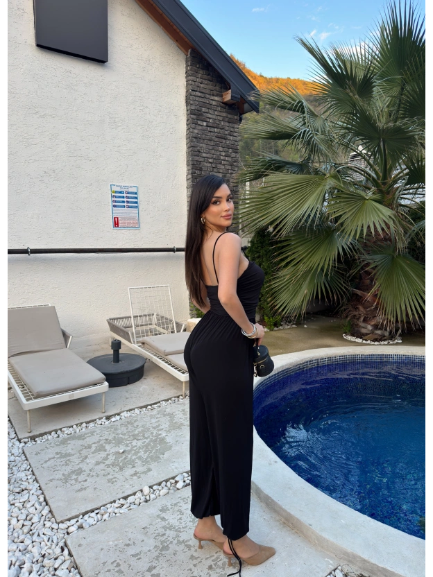 Siyah Lastikli Paça Askılı Tulum