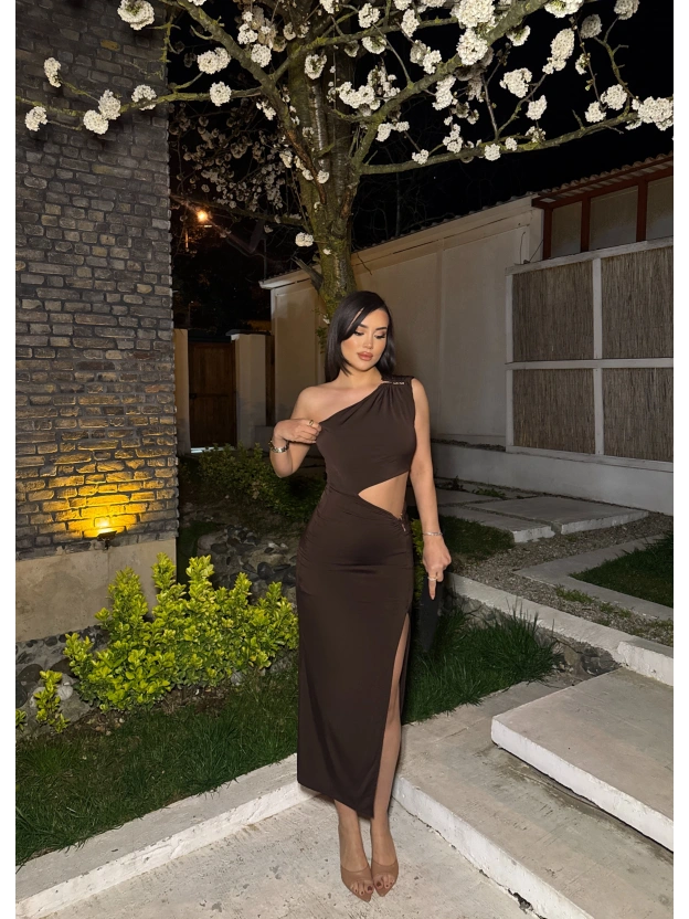 Kahverengi Çift Aksesuarlı Bel Detay Tek Omuz Elbise