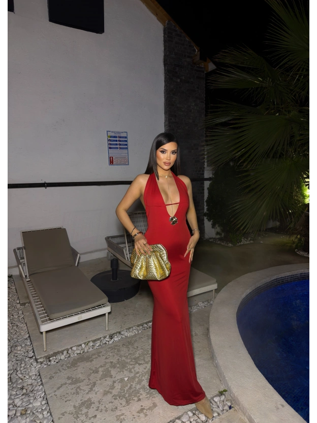 Kırmızı Aksesuarlı Sırt Detay Tasarım Elbise