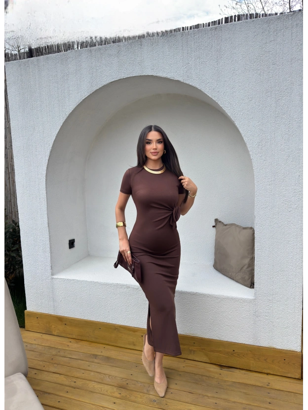 Kahverengi Tasarım Bağlama Detay Uzun Elbise