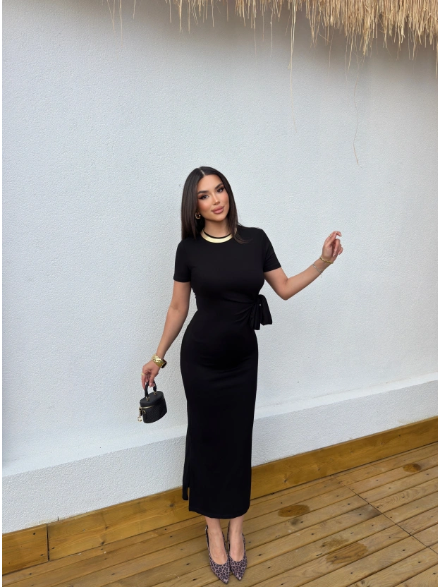 Siyah Tasarım Bağlama Detay Uzun Elbise