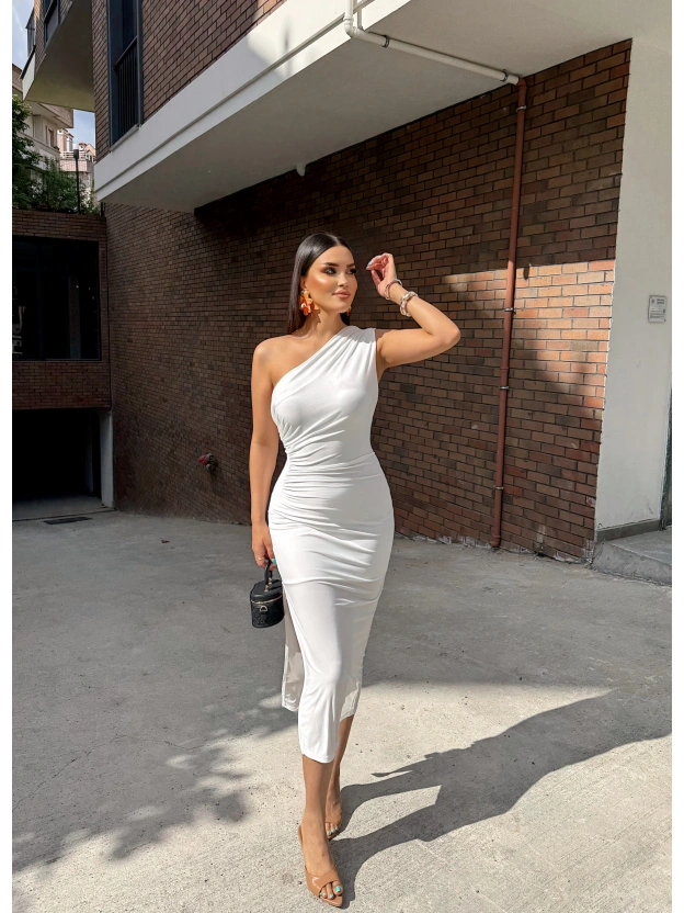 Beyaz Tek Omuz Astarlı Premium Elbise