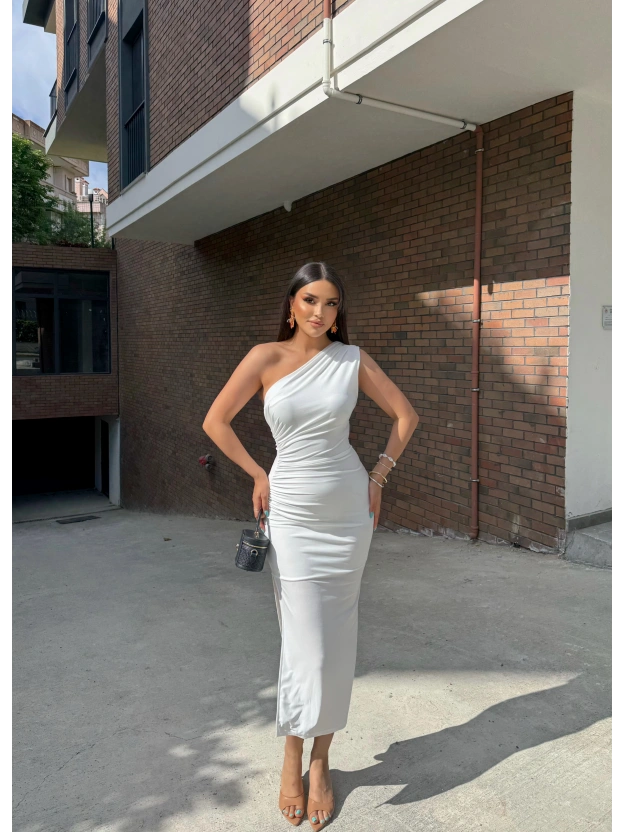 Beyaz Tek Omuz Astarlı Premium Elbise