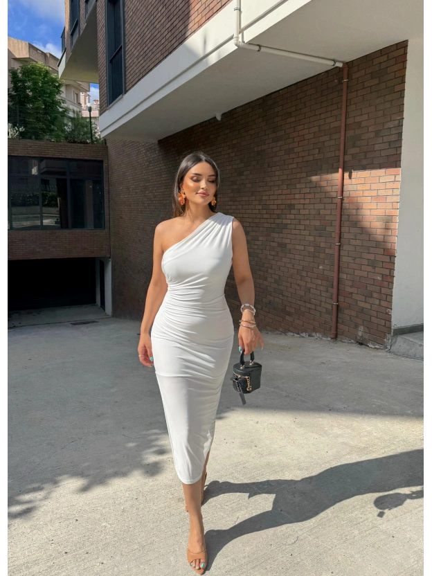 Beyaz Tek Omuz Astarlı Premium Elbise