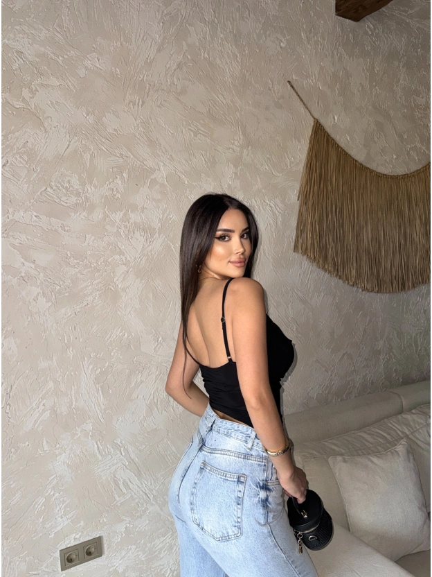 Siyah Braletli İp Askılı Bluz