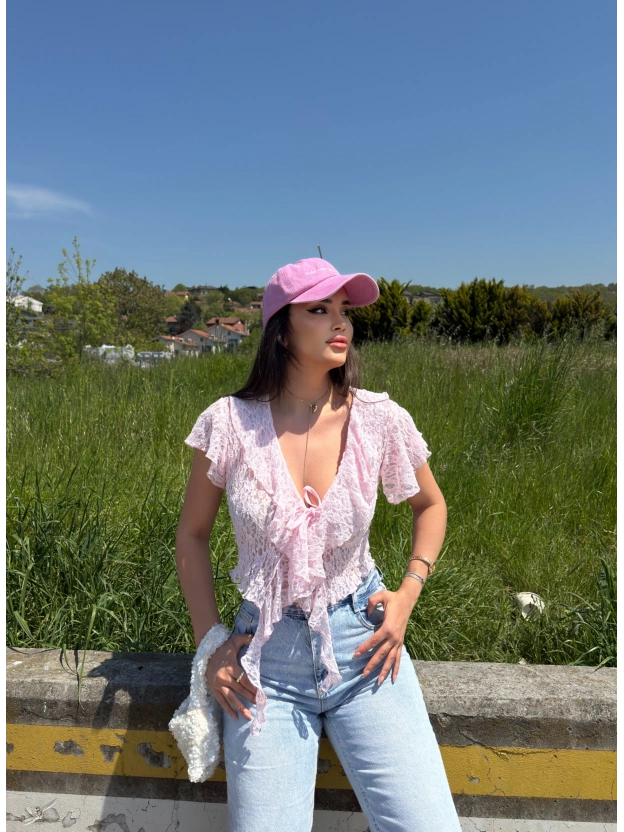 Pembe Önü Fırfırlı Tasarım Crop