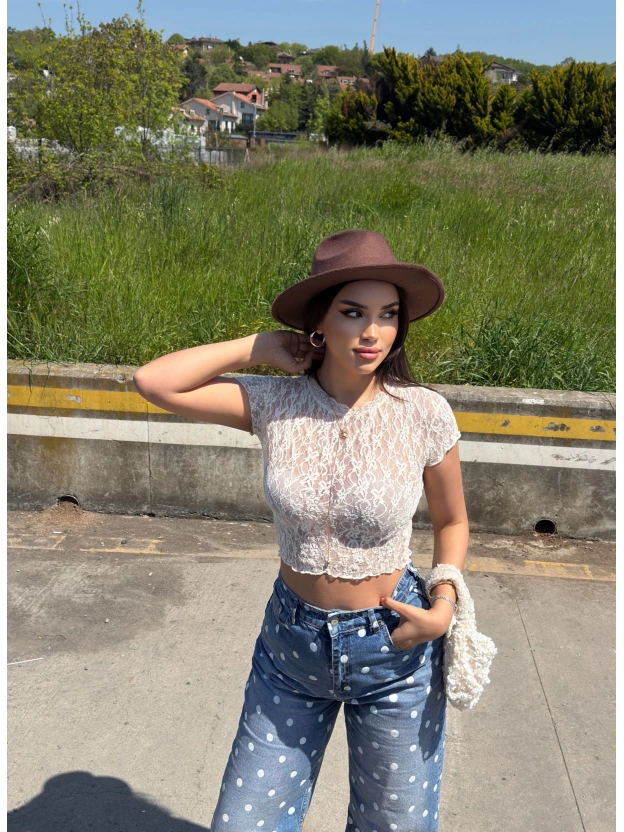 Beyaz Dantel Crop Top
