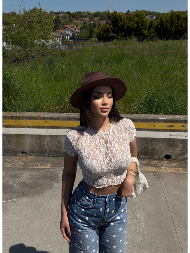 Beyaz Dantel Crop Top