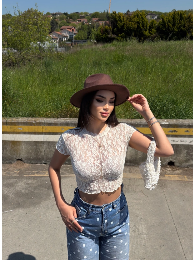 Beyaz Dantel Crop Top