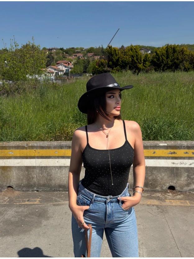 Siyah Taşlı ip Askılı Bodysuit