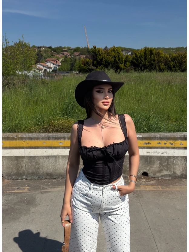 Siyah Poplin Korse Detay Crop