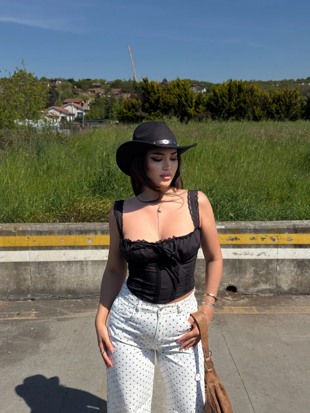 Siyah Poplin Korse Detay Crop