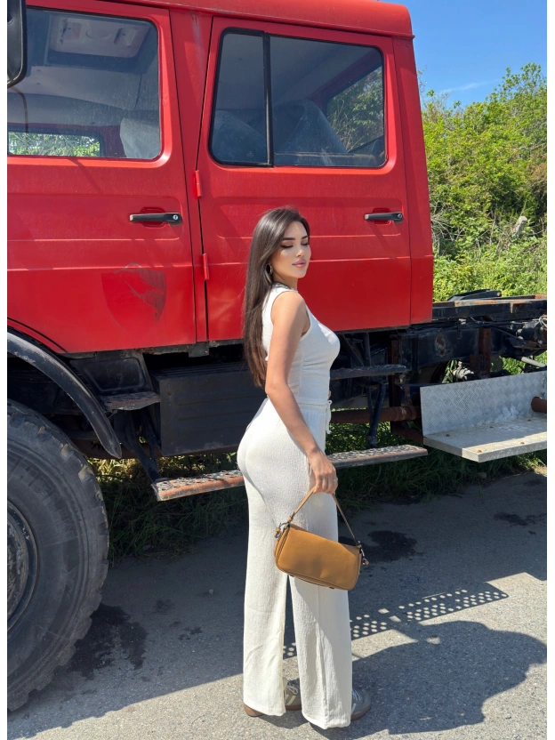 Ekru Düşük Omuz Eskobar Takım