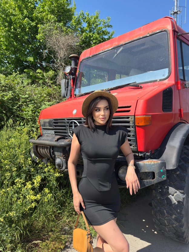 Siyah Sıfır Kol Korseli Mini Elbise