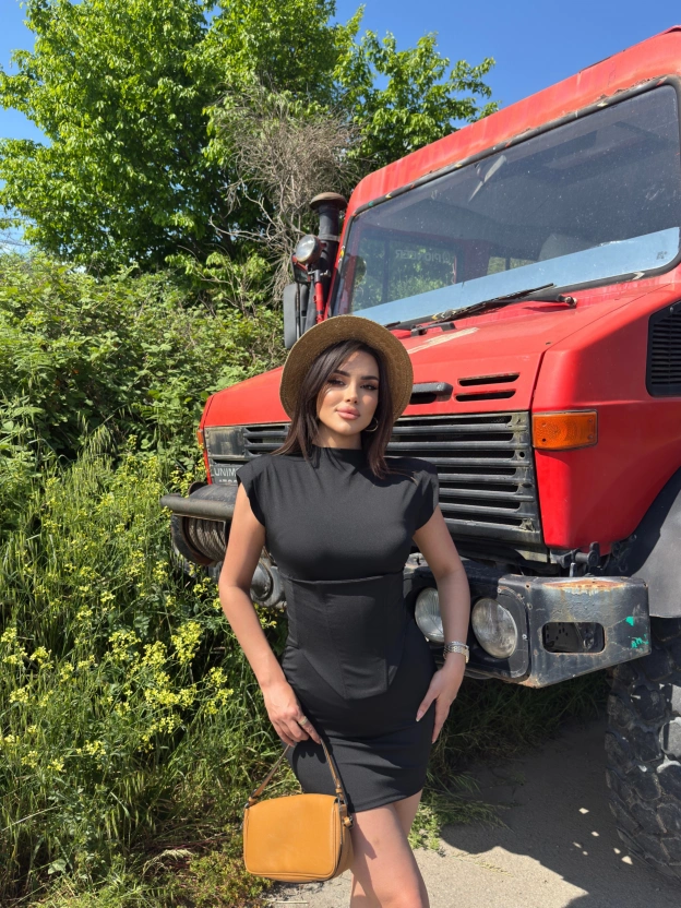 Siyah Sıfır Kol Korseli Mini Elbise
