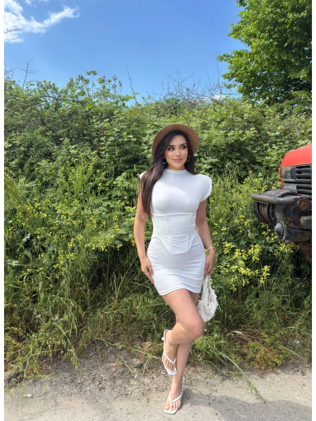 Beyaz Sıfır Kol Korseli Mini Elbise