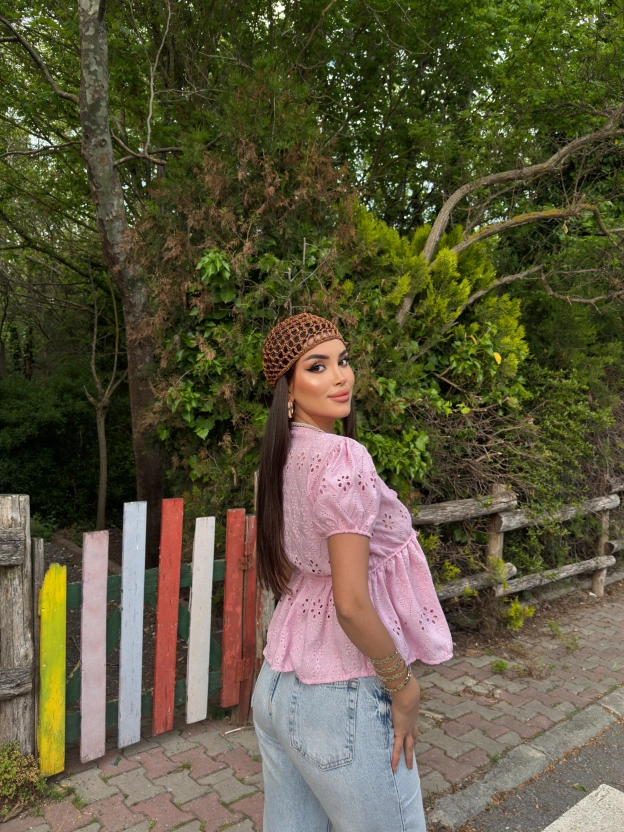 Pembe Bağlamalı Brode Bluz